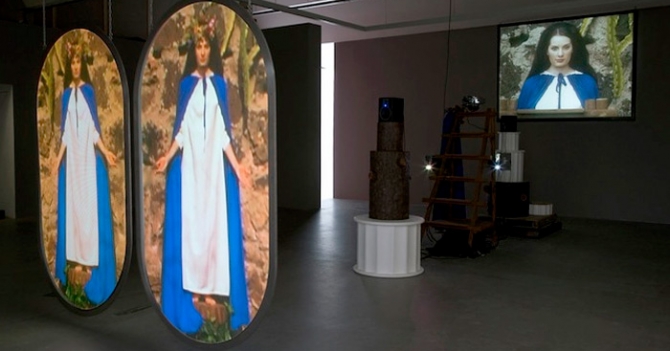 Гид Buro24/7: Выставки октября. Мир