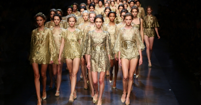 Обзор Buro 24/7: Dolce & Gabbana, весна-лето 2014