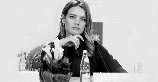 Наталья Водянова на Международном форуме по аутизму