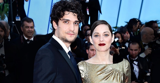 Марион Котийяр и Луи Гаррель представили в Каннах фильм \"Каменная болезнь\"