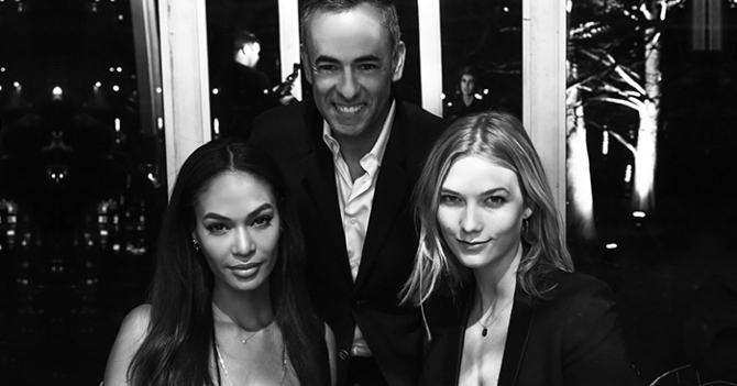 Calvin Klein Collection отпраздновали открытие выставки в Центральном парке