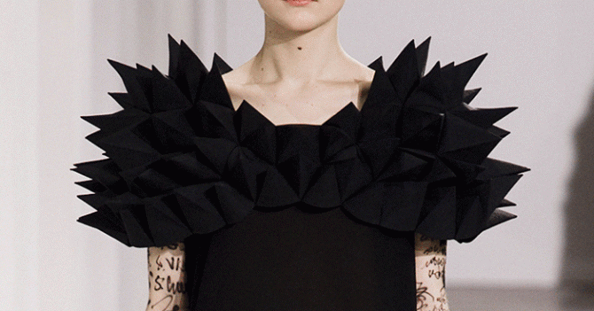 Обзор Buro 24/7: Junya Watanabe, Elie Saab, Comme des Garçons