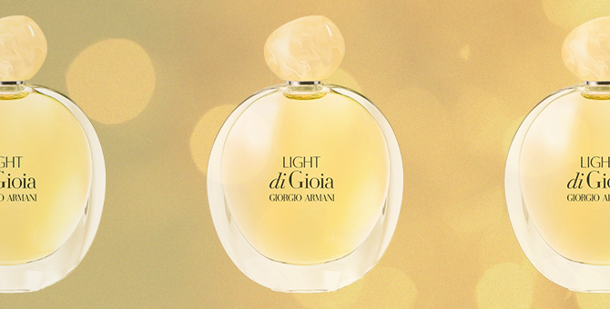 Гель с блестками, ночная сыворотка для волос и другие новинки недели