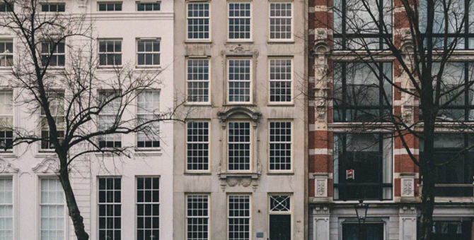 Церковь на чердаке, плавучие дома и другие места для тех, кто не впервые в Амстердаме