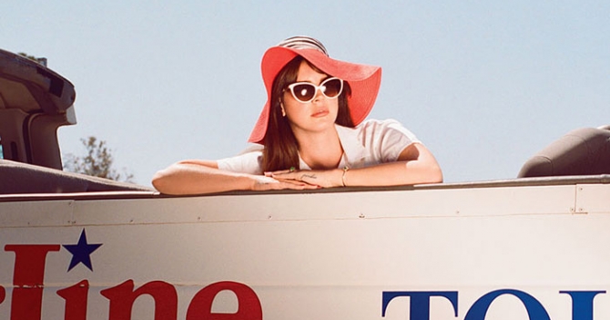 Лана Дель Рей представила композицию Salvatore