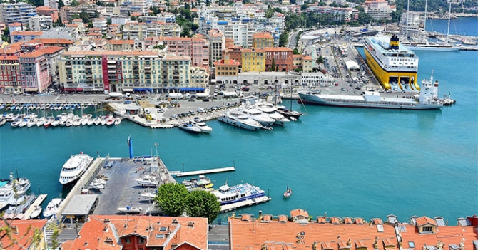 9 причин отправиться в Ниццу