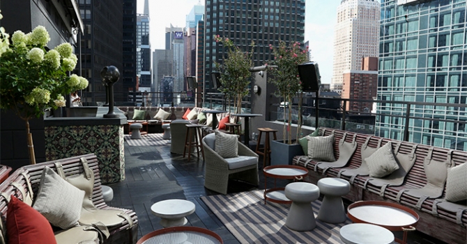 PHD Terrace: частные вечеринки с видом на ночной Нью-Йорк