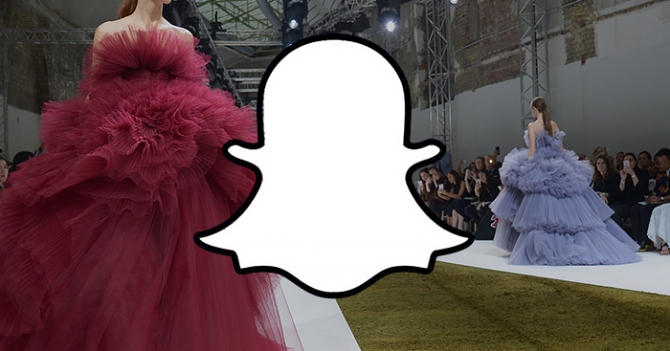 Snapchat haute couture: мессенджер ведет трансляции