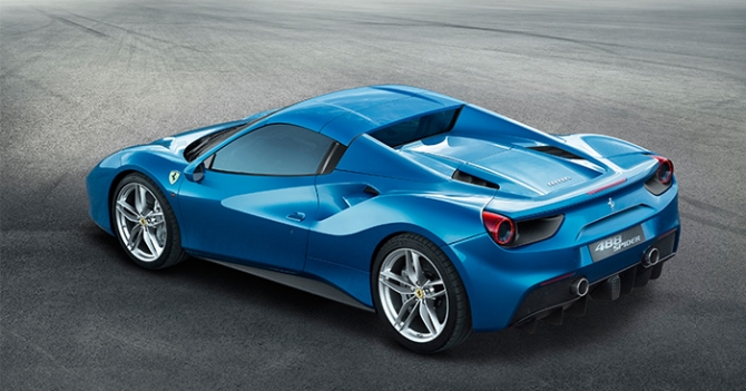 До \"сотни\" за три секунды: новый родстер Ferrari