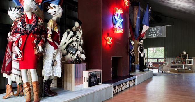 Экскурсия по временному бутику Chanel в Аспене