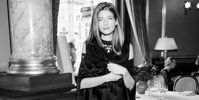 Ольга Карпуть, Саша Новикова и другие гости онлайн-трансляции показа Prada