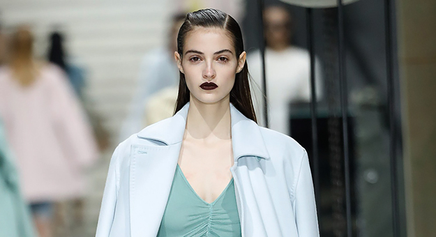 Обзор Buro 24/7: показ Max Mara Monopolis! в Шанхае