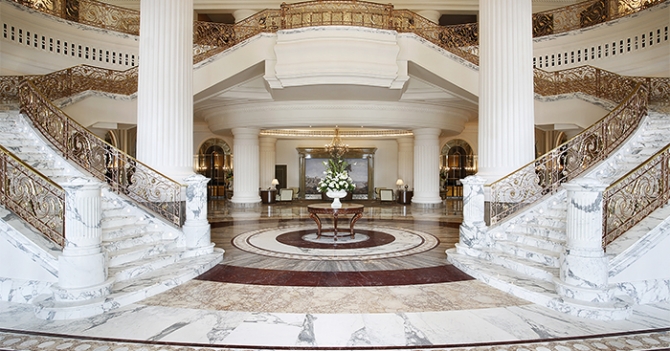 Дубайская премьера: St. Regis Dubai