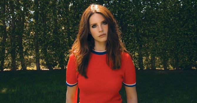 Super Movie: в сеть слили новую песню Ланы Дель Рей