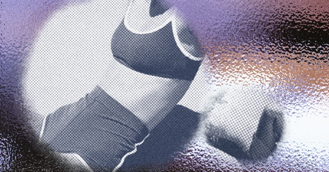 Какие упражнения эффективны для низа живота? Показывает тренер