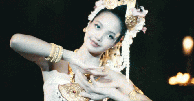 «Белый лотос» и «Аутсорс»: какие сериалы смотреть в феврале