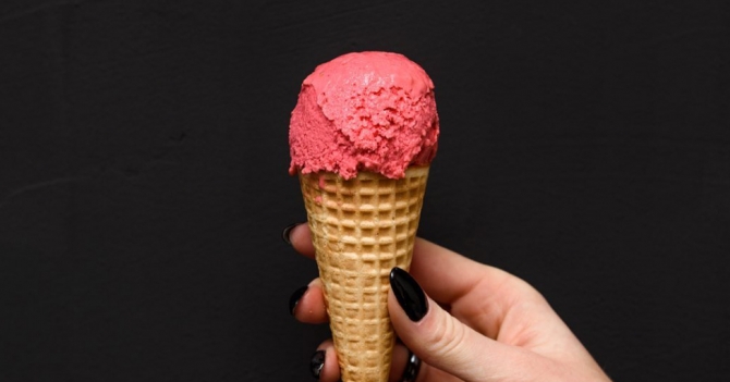 Айскрогурт, вефир и смеветана: как в Подмосковье научились делать кисломолочные продукты из кокоса