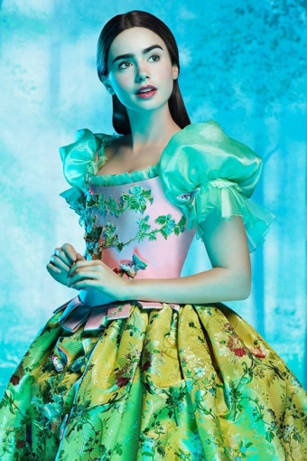 Голосовать за Лили Коллинс!