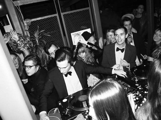 Специальный микс: Girls Girls Girls от Deep Fried Friends