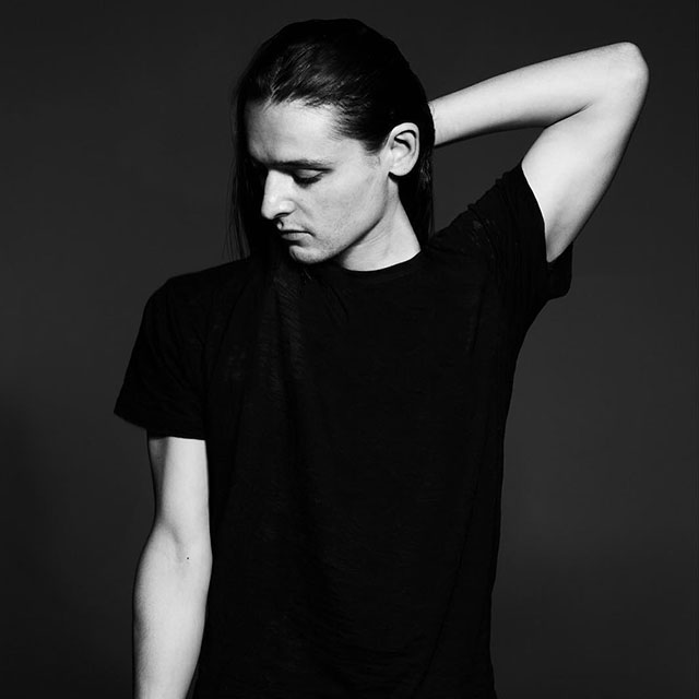 Имя Оливье Тейскенса возвращается в модное расписание