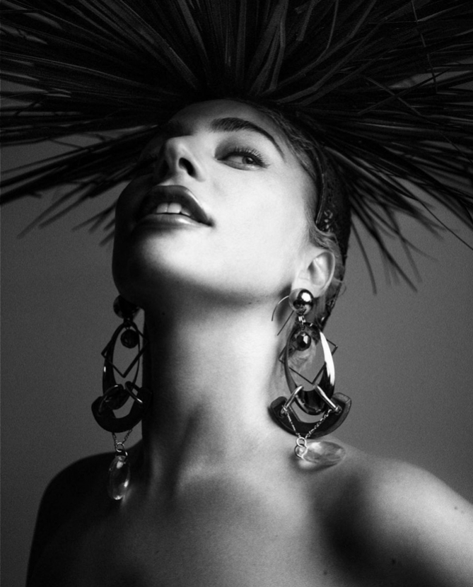 Леди Гага анонсировала работу над новым альбомом