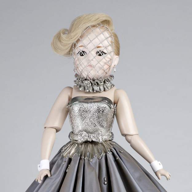 Костюм Мадонны и кутюрных кукол покажут на выставке Viktor & Rolf