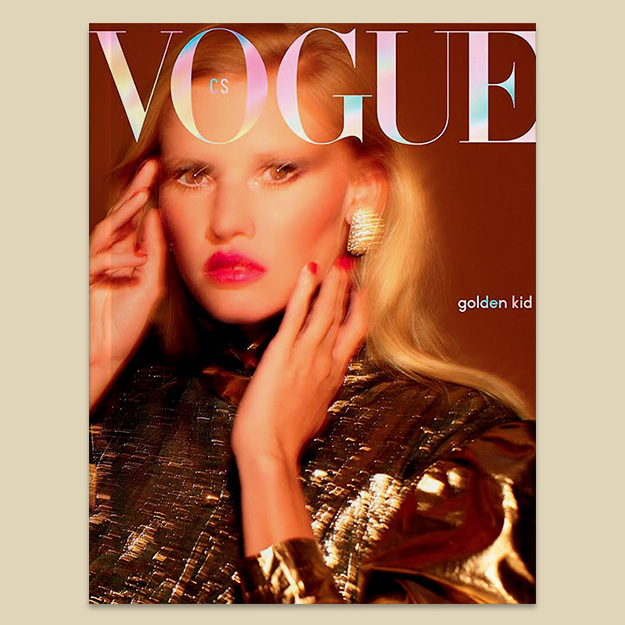 Лара Стоун в золоте в объективе Ранкина на обложке нового номера Vogue Czechoslovakia