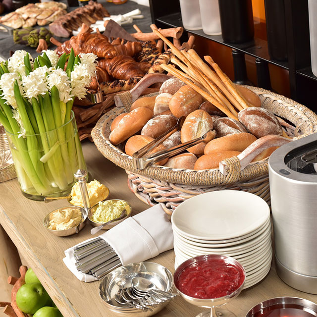 Воскресные бранчи в ЦУМе