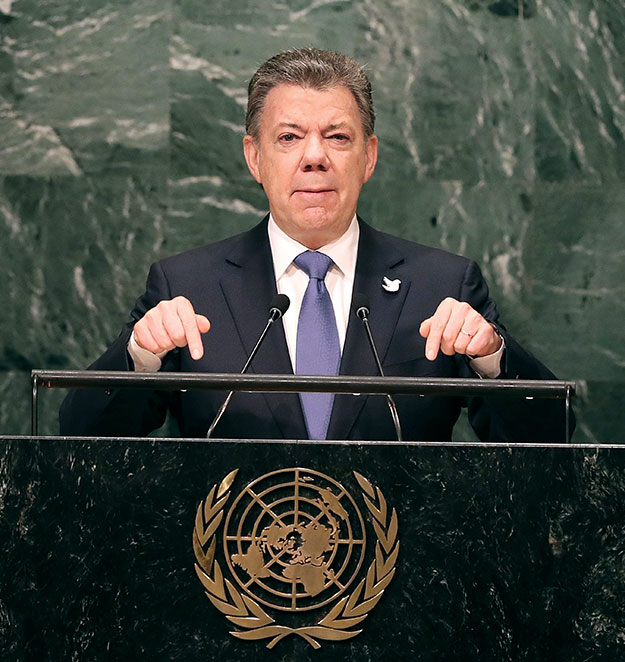 Нобелевскую премию мира вручили президенту Колумбии