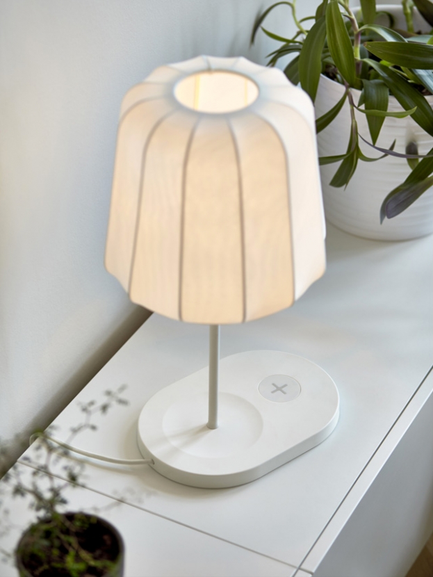 IКЕА создали коллекцию мебели со встроенной зарядкой