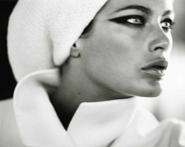 Новая выставка Марио Тестино в Париже