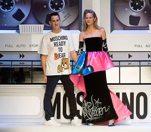 Билеты на показ Moschino можно будет купить