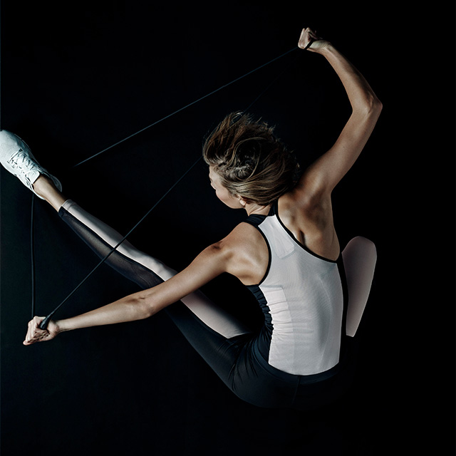 Карли Клосс в рекламной кампании коллекции Nike x Pedro Lourenço