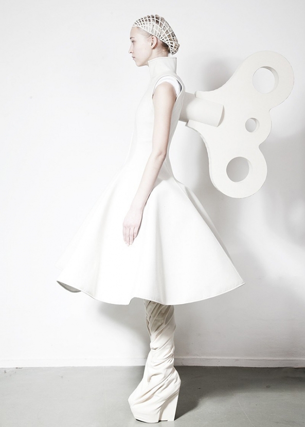 Съемка Gareth Pugh для осеннего номера AnOther Magazine