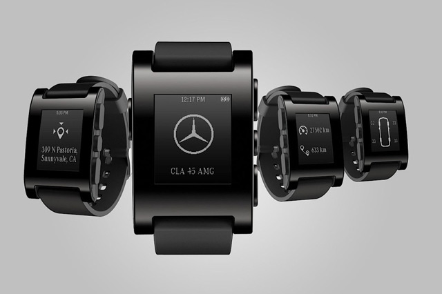 Mercedes-Benz внедрит приложение в smart-часы Pebble