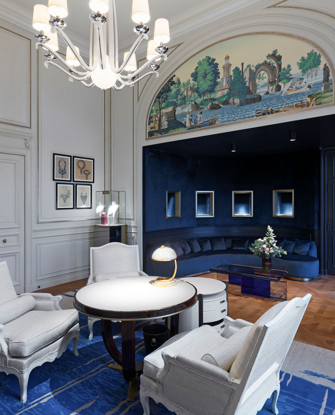 Boucheron открыл обновленный флагманский бутик в Париже