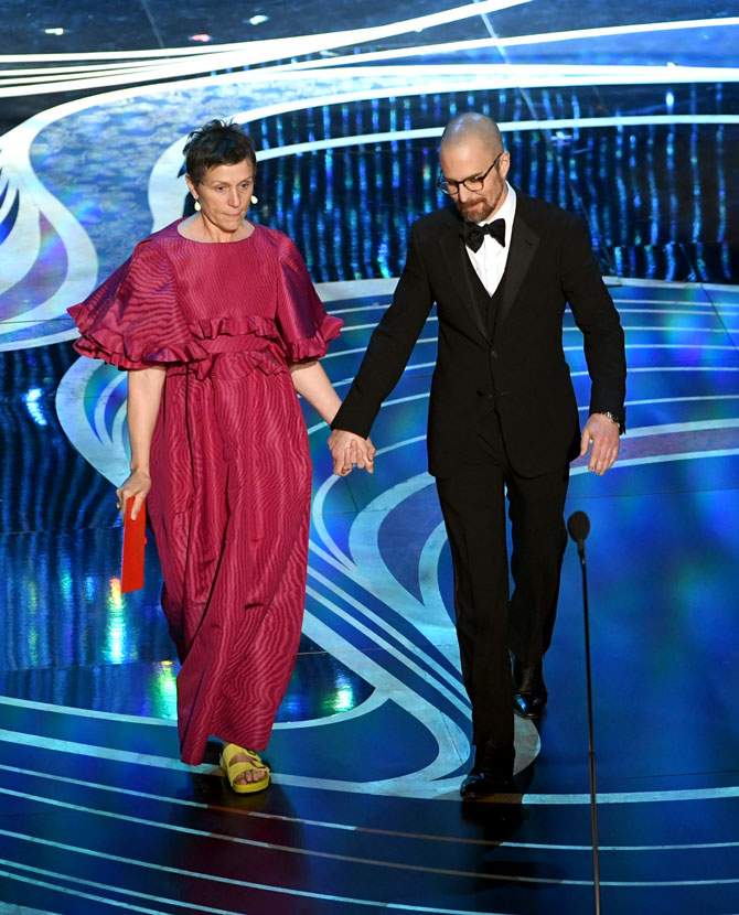 Фрэнсис Макдорманд надела платье Valentino и биркенштоки на «Оскар»