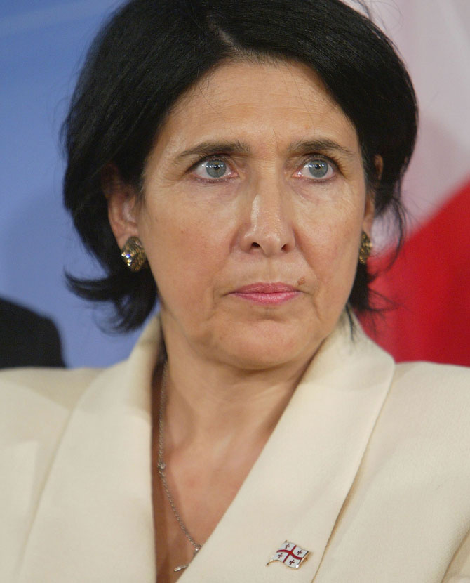 Стиль Саломе Зурабишвили — первой женщины-президента Грузии