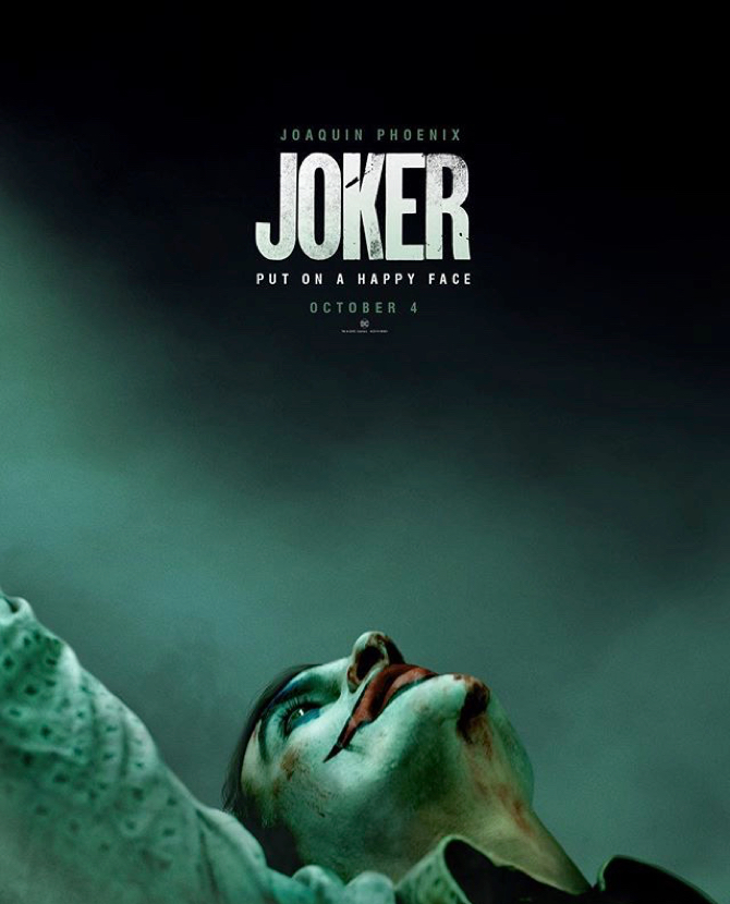 Появились первый постер и трейлер «Джокера» с Хоакином Фениксом