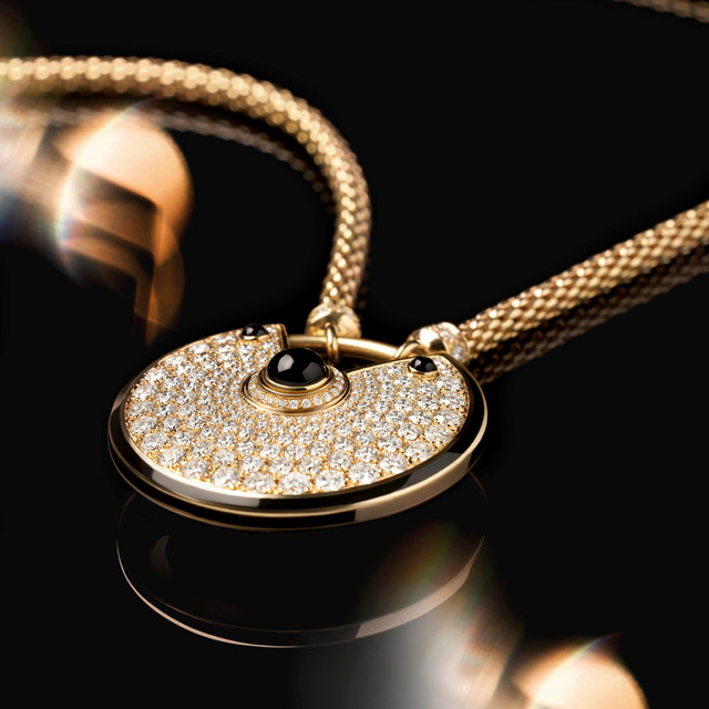 Новая коллекция украшений Amulette de Cartier