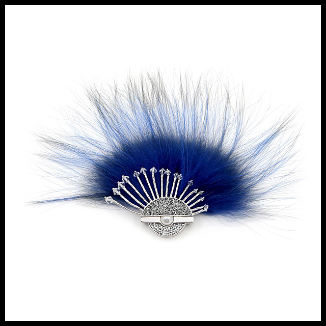 Объект желания: серьга-кафф Fendi