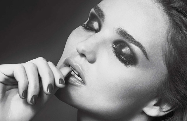 Сияние стали: 10 лучших теней с эффектом металлик