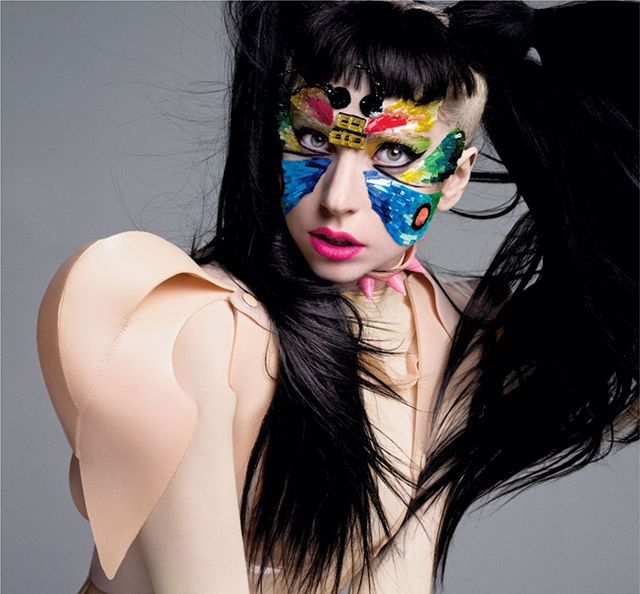 Леди Гага станет лицом Shiseido