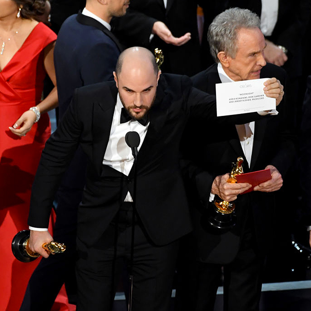 Конфуз с конвертами и другие скандалы «Оскара»
