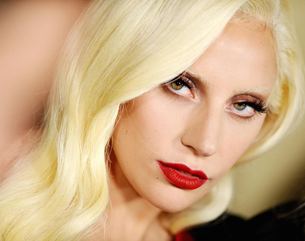 Леди Гага сыграет Донателлу Версаче