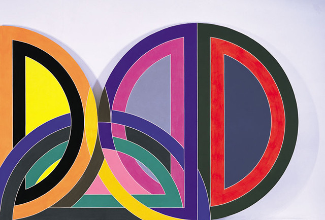 Мир цвета и абстракции: ретроспектива Фрэнка Стеллы в Музее Уитни
