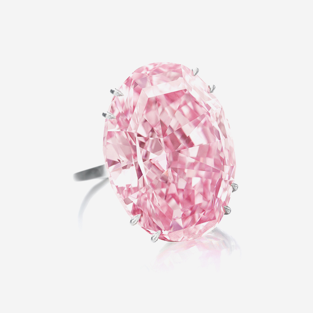 Sotheby's выставит на торги розовый бриллиант The Pink Star