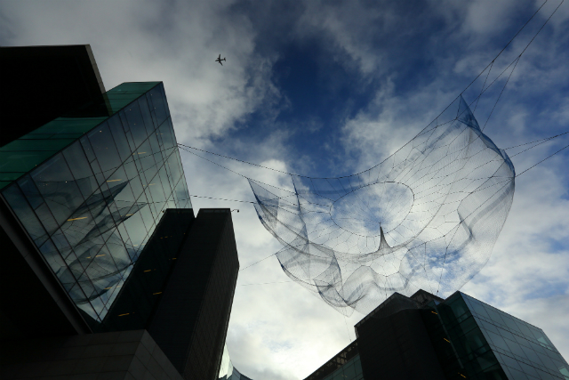 Над Фондом Билла Гейтса в Сиэтле появилась воздушная \"медуза\"