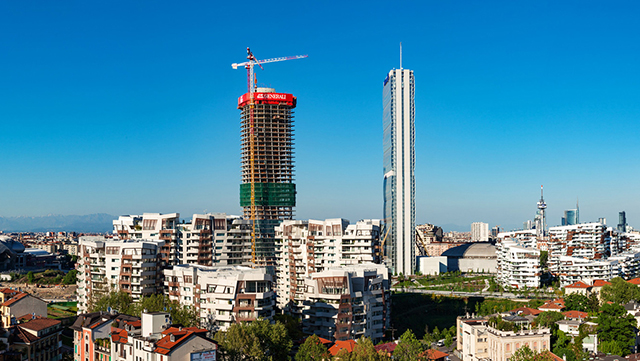 В Милане завершают строительство \"скрученного\" небоскреба по проекту Захи Хадид