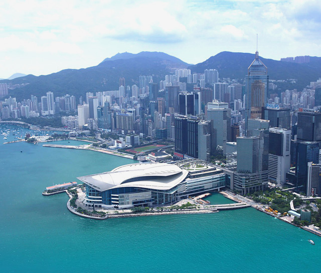 Ярмарку Art Basel Hong Kong 2015 года перенесут на март